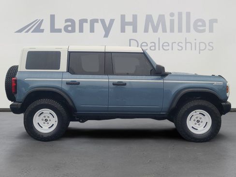 Certified 2025 Ford Bronco Heritage Edition AWD/4WD image 6