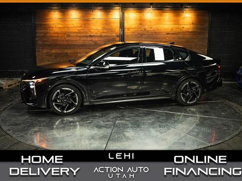 Used 2025 Kia K4 GT-Line FWD image 1