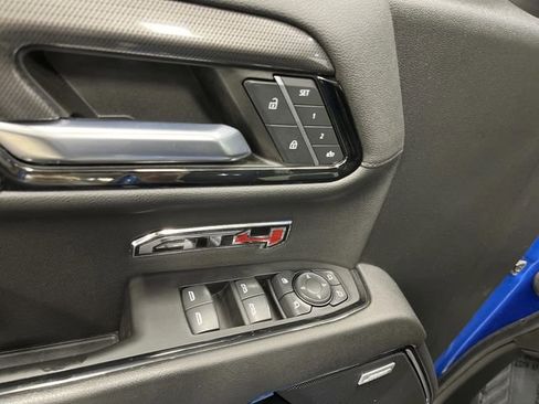 Used 2023 GMC Sierra 1500 AT4 w/ Technology Package image 31