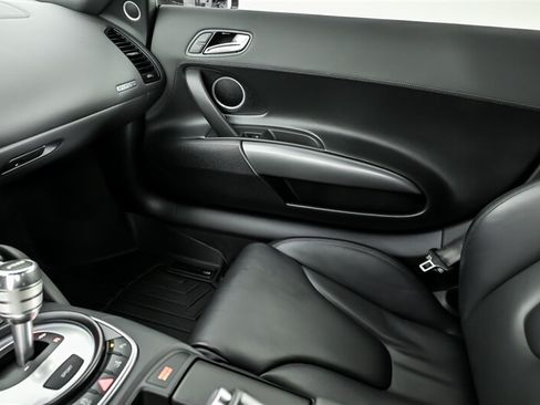 Used 2011 Audi R8 V8 AWD/4WD image 26