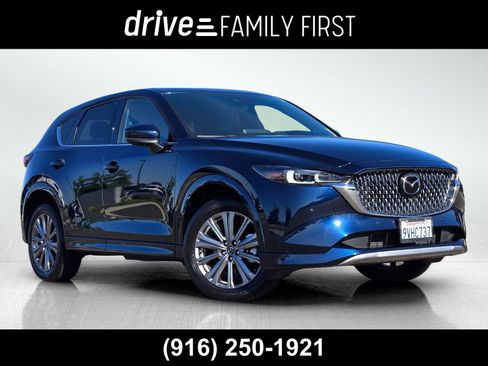 Certified 2025 MAZDA CX-5 Signature AWD/4WD image 1