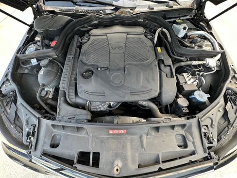Used 2013 Mercedes-Benz C 300 4MATIC Sedan image 6