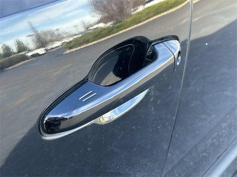 Used 2019 Toyota Tacoma TRD Sport image 14