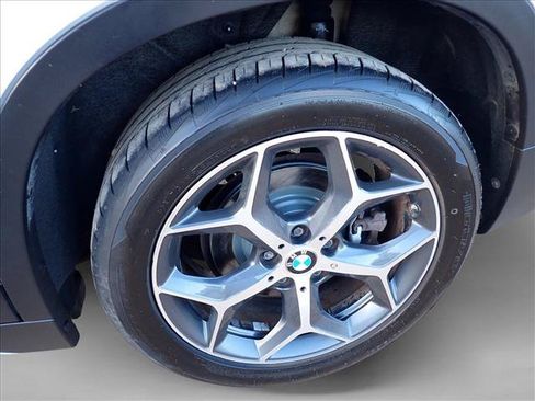 Used 2016 BMW X1 xDrive28i AWD/4WD image 7