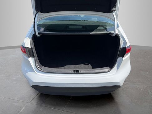 Used 2024 Toyota Corolla LE image 8