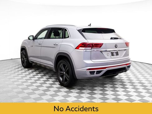 Used 2022 Volkswagen Atlas Cross Sport SEL R-Line image 3