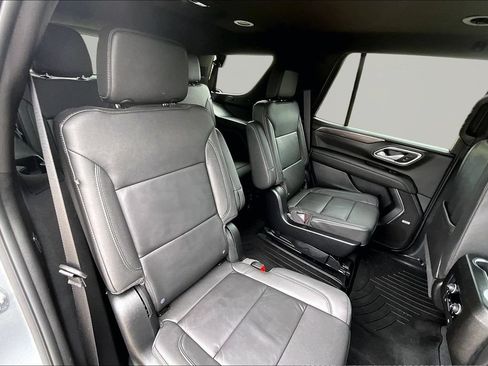 Used 2024 Chevrolet Tahoe Z71 w/ Luxury Package AWD/4WD image 27
