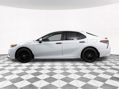 Used 2020 Toyota Camry SE AWD/4WD image 14