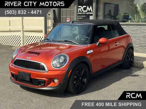 Used 2013 MINI Cooper S image 1