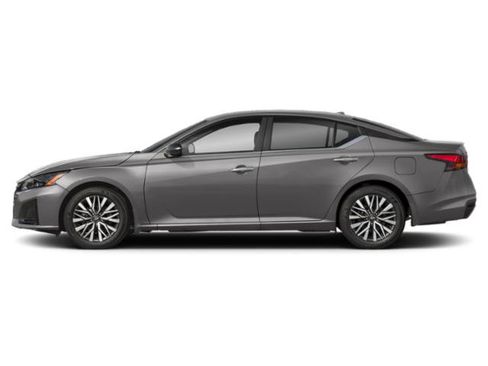 Used 2026 Nissan Altima 2.5 SV FWD image 1