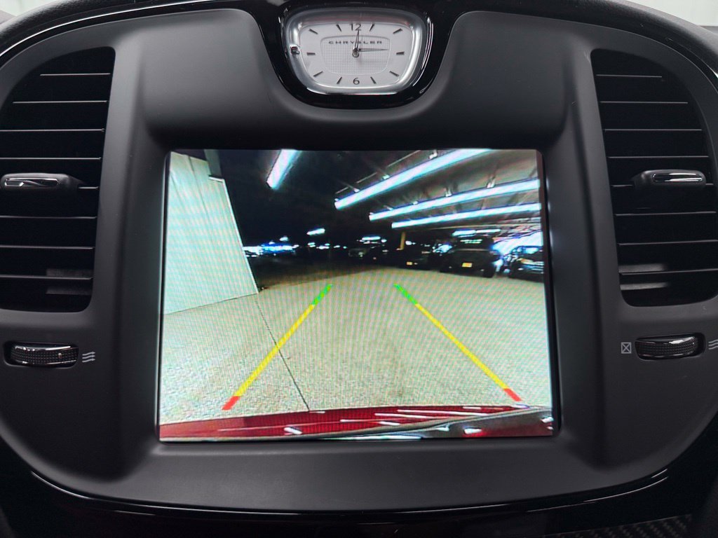 Used 2023 Chrysler 300 C RWD image 28