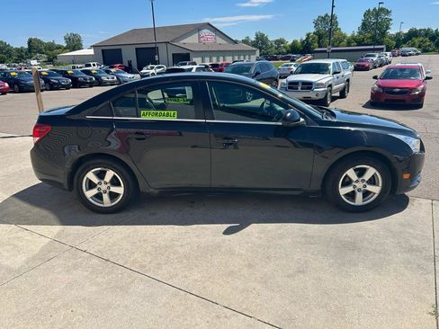 Used 2013 Chevrolet Cruze LT FWD image 4
