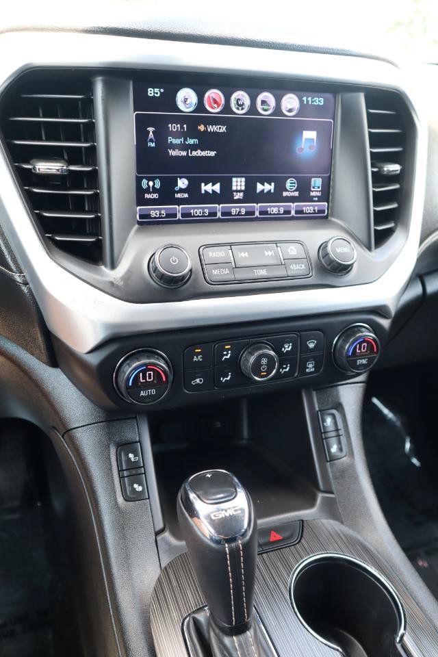 Used 2017 GMC Acadia SLT AWD/4WD image 22