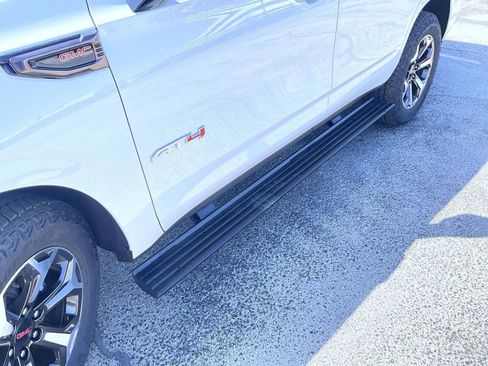 New 2026 GMC Yukon AT4 Ultimate w/ LPO, Floor Liner Package AWD/4WD image 23