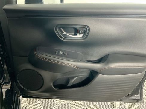 Certified 2025 Honda HR-V Sport image 31