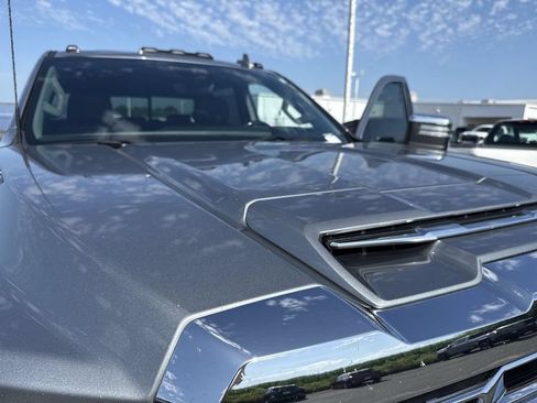 Certified 2024 GMC Sierra 2500 Denali w/ Denali Reserve Package AWD/4WD image 37