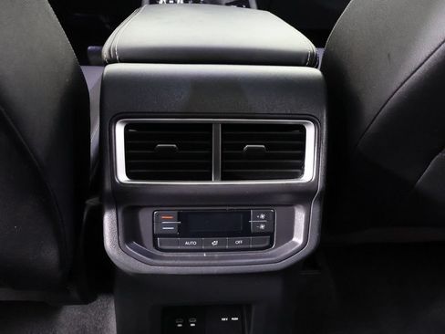 Used 2025 Volkswagen Atlas SE w/ Panoramic Sunroof Package AWD/4WD image 55