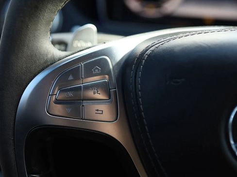 Used 2015 Mercedes-Benz S 63 AMG 4MATIC Sedan w/ Driver Assistance Package image 22