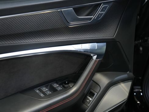 Used 2021 Audi RS 6 w/ Carbon Optic Package image 22