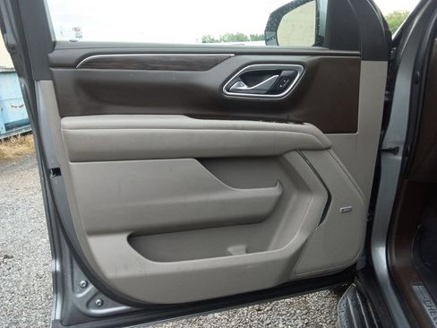 Used 2021 Chevrolet Tahoe LT AWD/4WD image 18