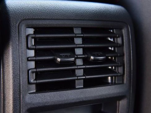 New 2026 Volkswagen GTI SE FWD image 23