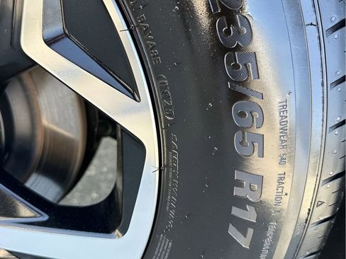 Used 2025 Kia Sportage LX image 27