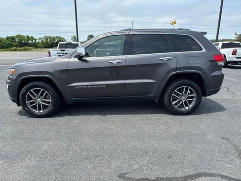 Used 2018 Jeep Grand Cherokee Limited AWD/4WD image 14