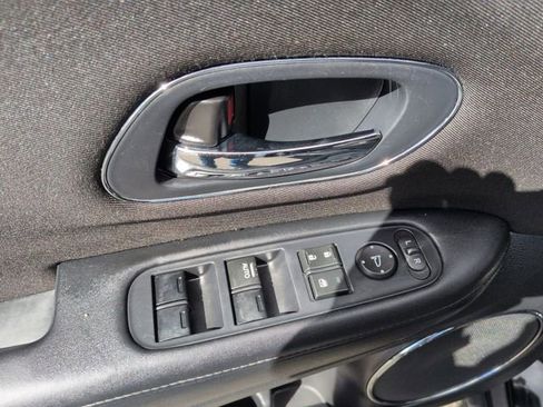 Used 2017 Honda HR-V EX image 23