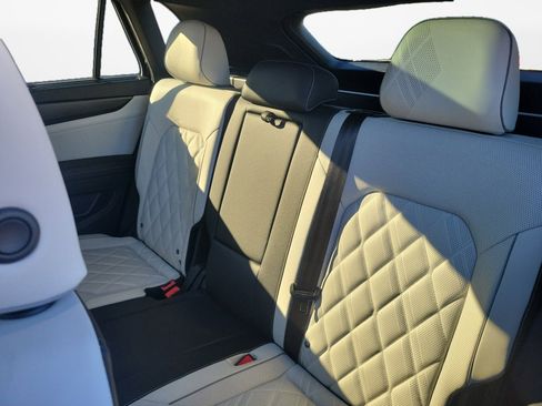 Certified 2025 Volkswagen Atlas Cross Sport SEL Premium R-Line image 15