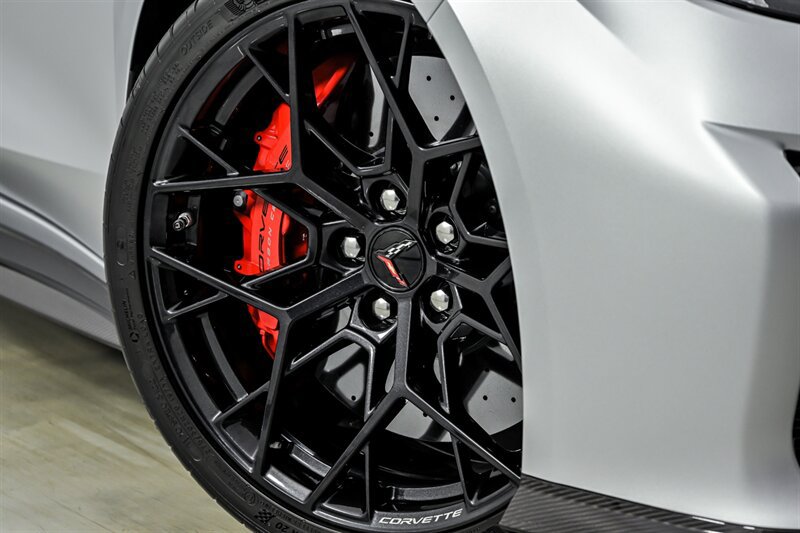 Used 2026 Chevrolet Corvette ZR1 RWD image 4