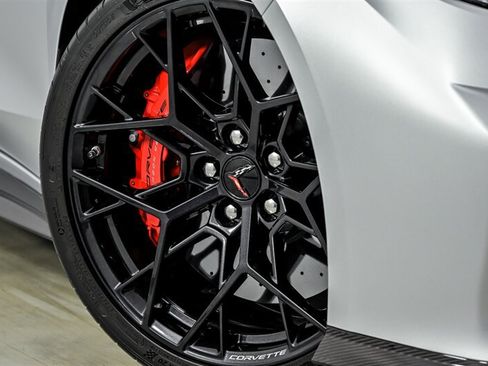 Used 2026 Chevrolet Corvette ZR1 RWD image 4
