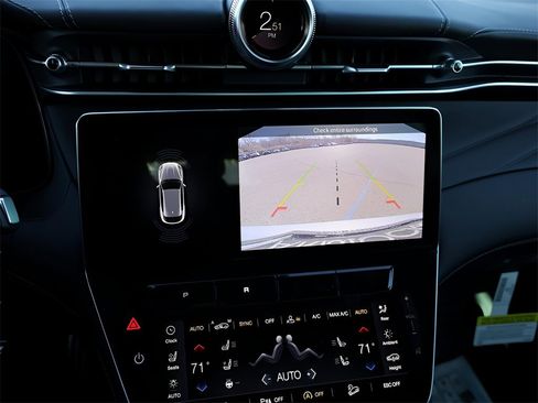 New 2026 Maserati Grecale Modena image 26