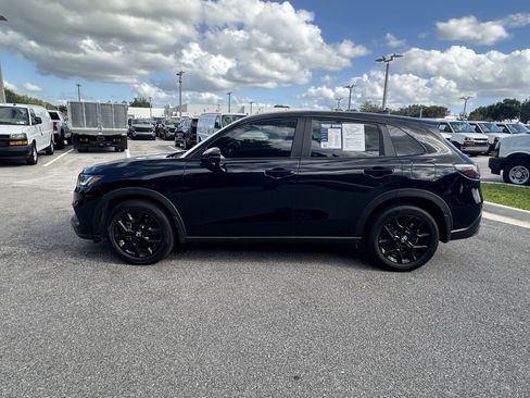 Used 2024 Honda HR-V Sport image 5