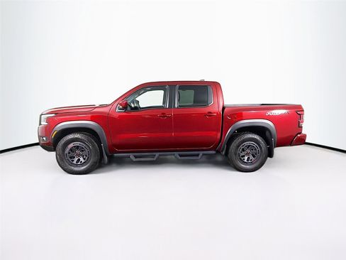 Used 2025 Nissan Frontier PRO-4X AWD/4WD image 4