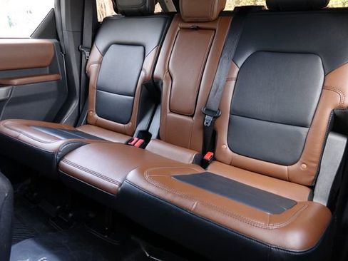 Used 2023 Ford Bronco Outer Banks image 14