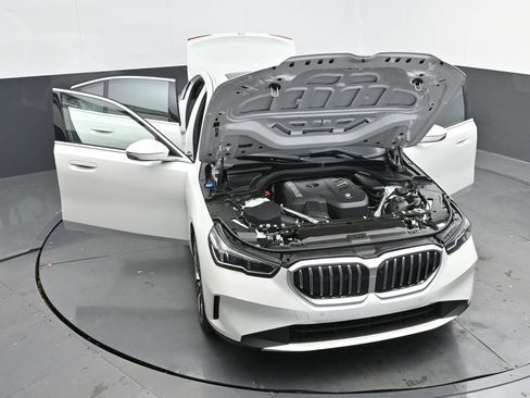 New 2026 BMW 530i w/ Premium Package image 58