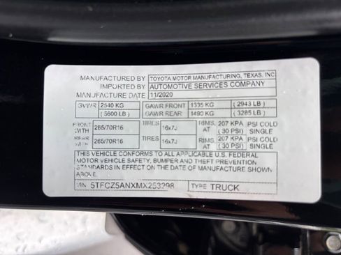 Used 2021 Toyota Tacoma TRD Off-Road image 34