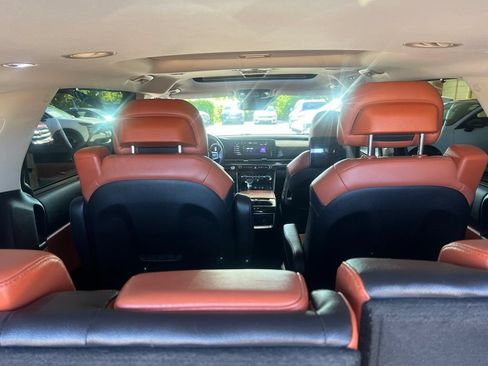 Used 2022 Kia Carnival SX Prestige FWD image 13