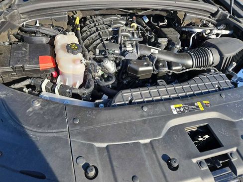 Used 2023 Jeep Grand Cherokee Limited image 14