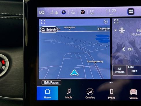 New 2025 Jeep Grand Cherokee L Overland image 13