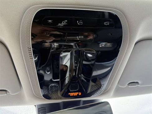 Used 2022 Mercedes-Benz C 300 C 300 image 21