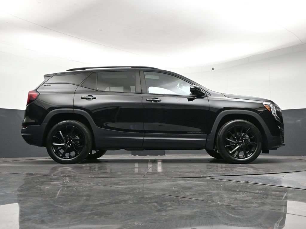 Certified 2023 GMC Terrain SLE w/ Driver Convenience Package AWD/4WD image 29