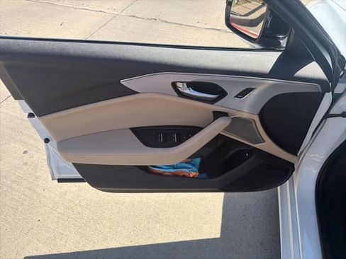 Used 2024 Acura TLX w/ Technology Package image 10