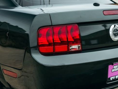 Used 2008 Ford Mustang GT Premium image 38