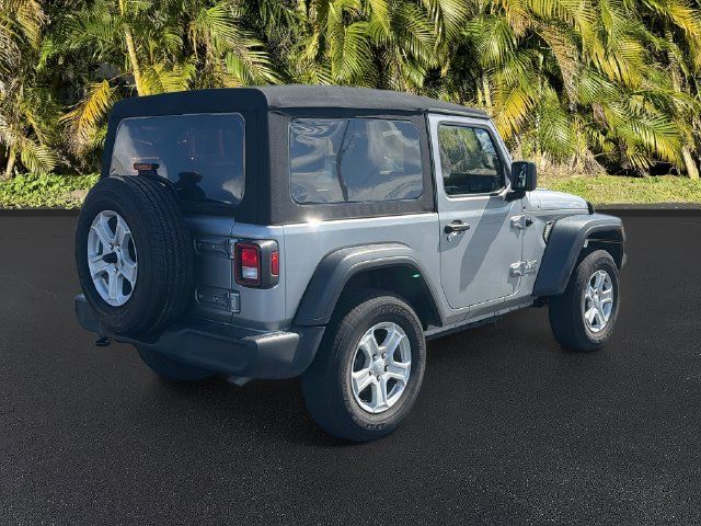 Used 2021 Jeep Wrangler Sport AWD/4WD image 4