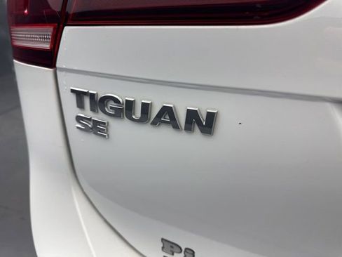 Used 2021 Volkswagen Tiguan SEL image 43