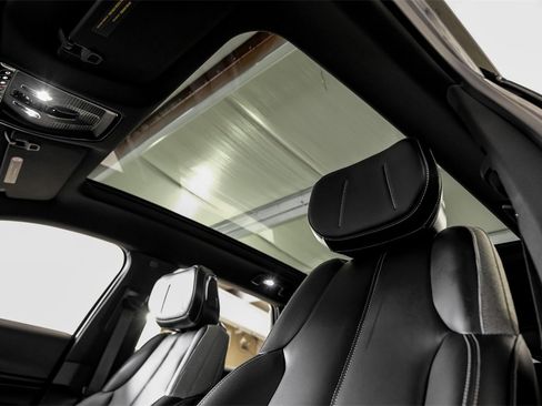 Used 2024 Cadillac Lyriq Tech image 6