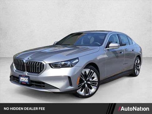 Used 2026 BMW i5 eDrive40 AWD/4WD image 1