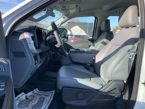 New 2026 Ford F250 XL w/ XL Chrome Package image 16
