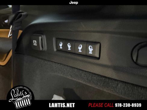 New 2025 Jeep Grand Cherokee L Summit image 30